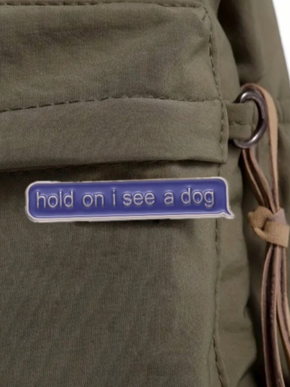 "HOLD ON I SEE A DOG" OIL DRIPPED ENAMEL PIN LAPEL PIN BROOCH NWT - Picture 3 of 9